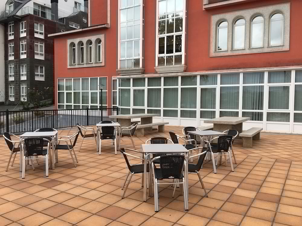 Hotel Crunia I โอโกรูญา ภายนอก รูปภาพ